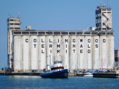 Prescotont in front of the Collingwood Terminals -2012