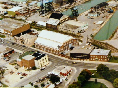 Hwy 26/First St. The Shipyards and Mountain View Hotel - Collingwood (archival image)