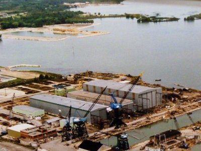 Collingwood Shipyards and Kaufman Furniture Docks (Future Mariner's Haven) historic photo