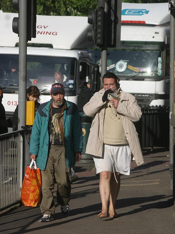 November 14 2005:<br>Barefoot in November