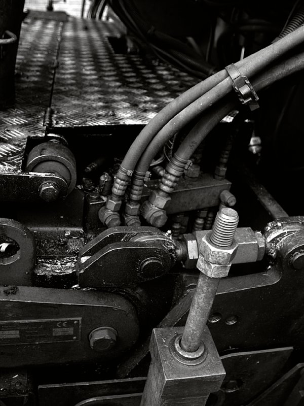 July  8 2006:  <br> Pipes and Stuff