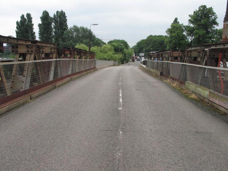 Centre of the old bridge.