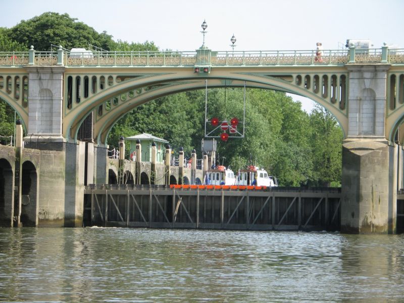 Left arch looking upriver.