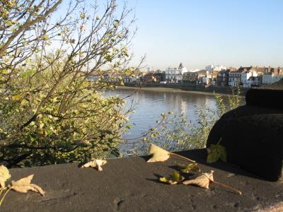 Parapet, Middlesex side.