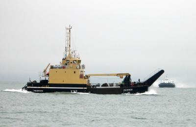 The Moorhen entering Portsmouth harbour.