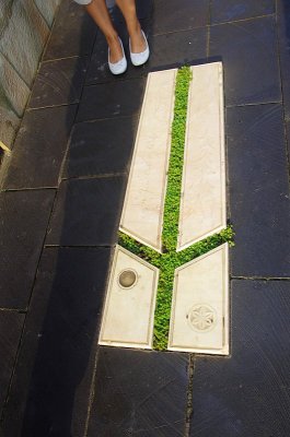 St. Ninas cross at Bodbe Monastery