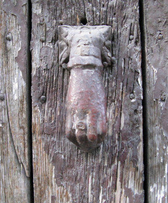 knocker