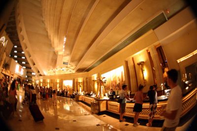 Luxor lobby