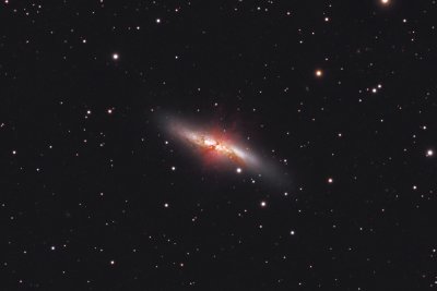 Irregular Galaxy M82  (crop)