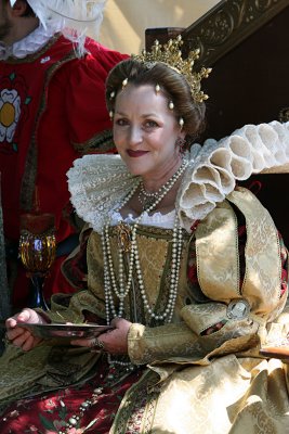 TheQueen2.jpg