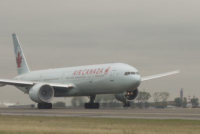 Air Canada B777