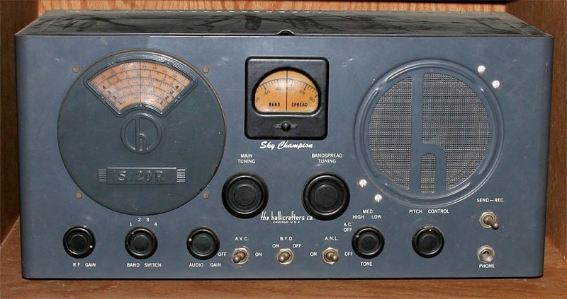 Hallicrafters S-20R Sky Champion
