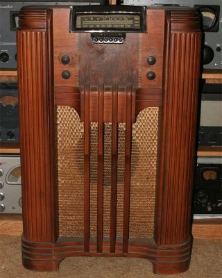 Philco 41-260 Radio