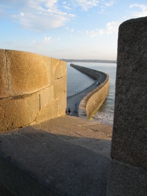 Saint-Malo wall and pier