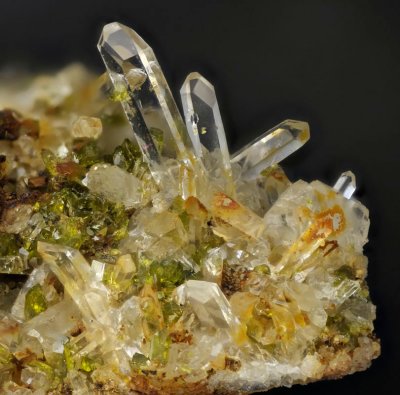 Epidote on Quartz