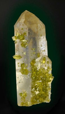 Epidote on Quartz