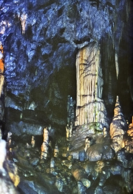 Postonja Cave