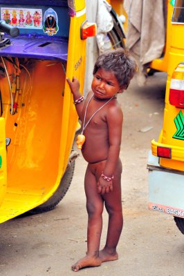 Playing Hide and Seek among Taxi