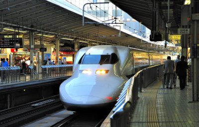Shinkansen 700 at Tokyo Station