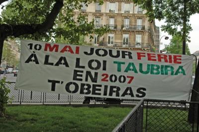 May 2006 - First day of the commemoration of the abolition of slavery - Place de la Rpublique - 75010