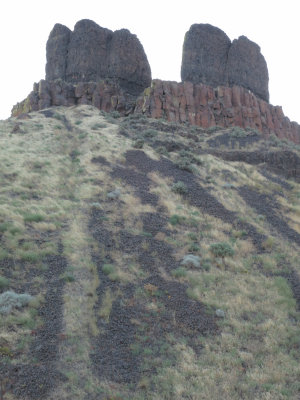 Two Sisters Rock Formation