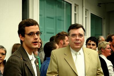 The Priminister of Iceland Geir Haarde (on he right)