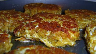 Maryland-Style Crab Cakes <br>4-24-06