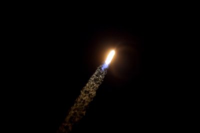 Dragon C2 (Falcon 9)