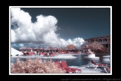 2011 - Infrared - Sol, Mares e Luna Hotel - Holguin, Cuba