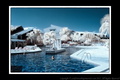 2011 - Infrared - Sol, Mares e Luna Hotel - Holguin, Cuba