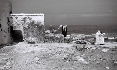 Moulay - outside the mosquee