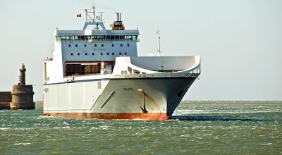 Ferry de Folkstone (GB)