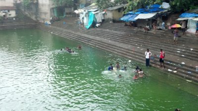 Baan Ganga (sacred water tank)