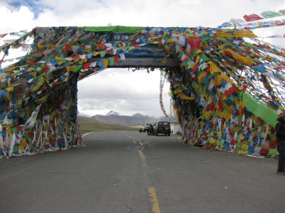 Qomolangma (Mt. Everest) Pass (17,000 ft)