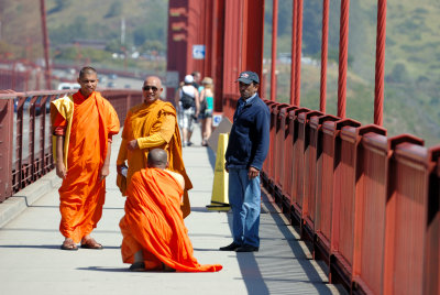 Everyone Loves the Bridge