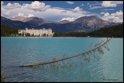  Lake Louise hotel.jpg