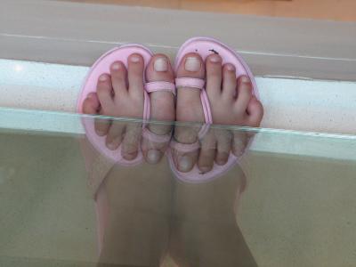 Funny toes.