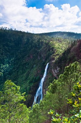 1000-foot-falls.jpg