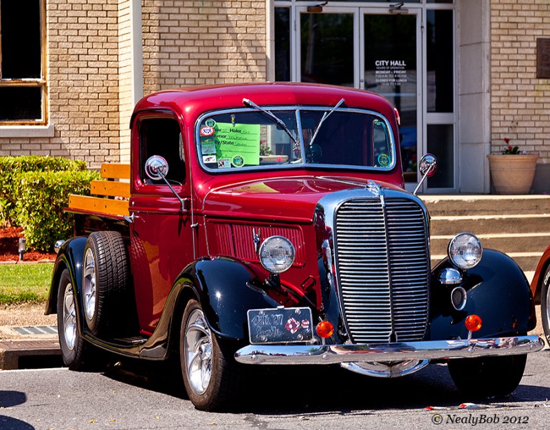 Classic Ford April 18