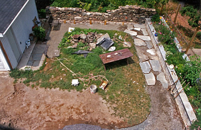 El patio en plena construccion 1999