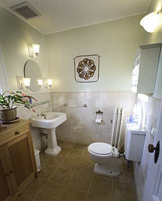 Baño de los invitados
