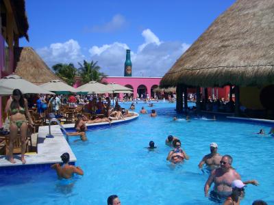 Refreshing Shopping Port at Costa Maya