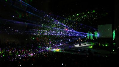 Spellbinding lasers
