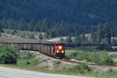 BNSF 9211 on an empty coal train eastbound out of Paradise, MT.