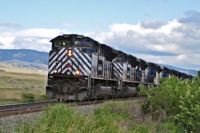 At Birdseye, MT: Helpers 1 & 2 ease around the curve. (6/11/12)