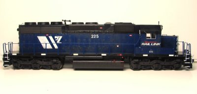 Athearn SD40 - MRL 225