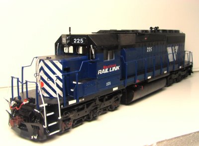 Athearn SD40 - MRL 225