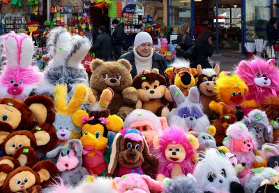 Selling plush stuffed animals 