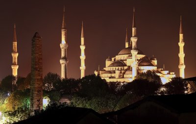 Mosques and other Islamic symbols