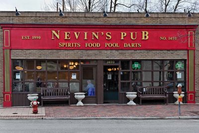 Nevin's Pub, corner Lake St and Sherman Ave